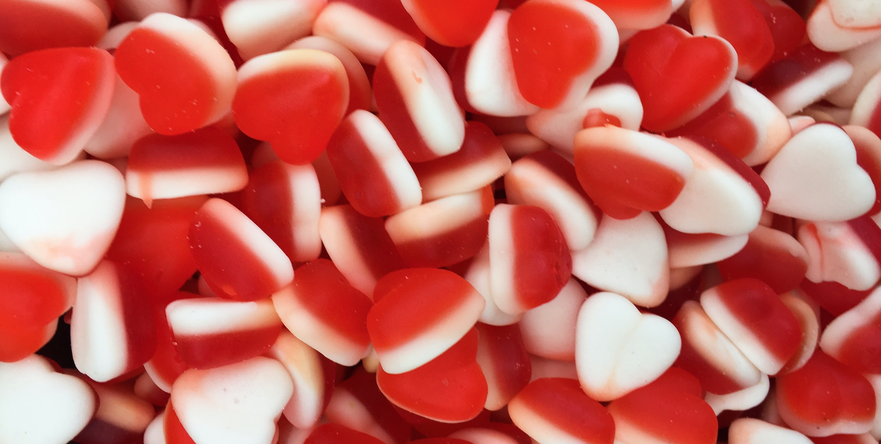 Un cercueil Rouge et des bonbons